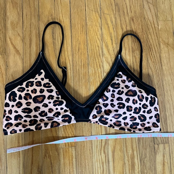 Cupshe Leopard Bikini Top - Picture 4 of 7